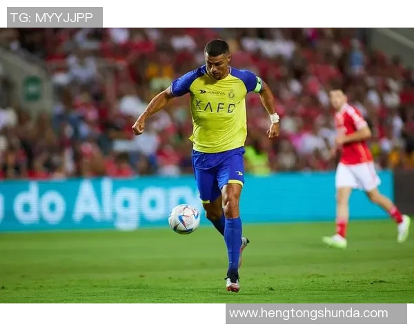 三亿足球明星盘点及其辉煌成就与影响力解析 三亿足球明星盘点及其辉煌成就与影响力解析