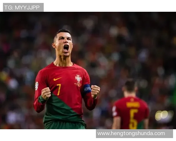 全球足球巨星C罗精彩瞬间图片集锦展现他的辉煌职业生涯与个人魅力 全球足球巨星C罗精彩瞬间图片集锦展现他的辉煌职业生涯与个人魅力