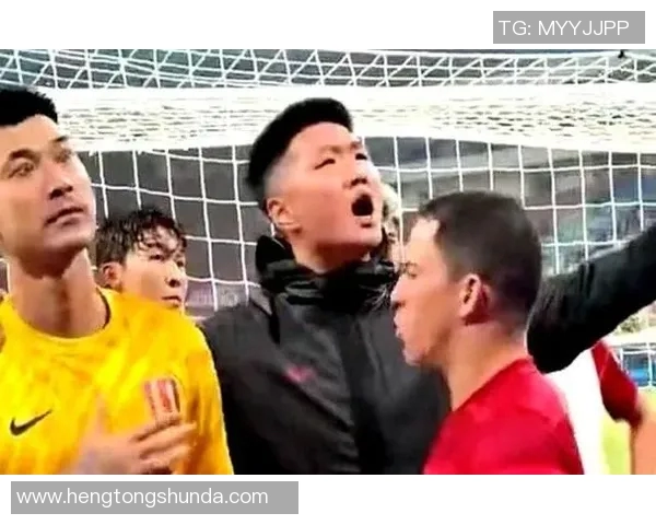 成都足球队个人能力引发热议球迷对球员表现的争论与期待