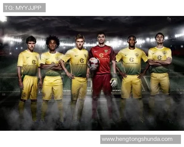 时尚足球明星的魅力瞬间展现与球场风采的完美结合